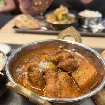 Da Gama - Butter Chicken. Nice! Perfect size for lunch served with rice, crispy naan, & raita. - Indian Near Me - Houston, Texas