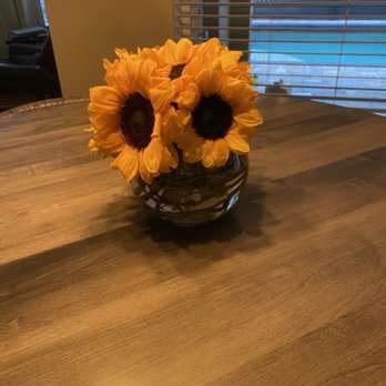 Betty J's Florist - $100. Arrangement for a sick friend!! Worth it?? - Florists Near Me - Winter Garden, Florida Betty J's Florist - $100. Arrangement for a sick friend!! Worth it?? - Florists Near Me - Winter Garden, Florida