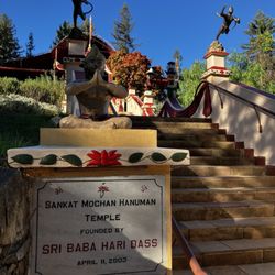 Sankat Mochan Hanuman Temple - By the stairs