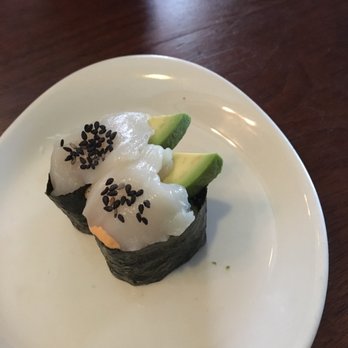 Uchiko Austin - Scallop gunkan - Sushi Bars Near Me - Austin, Texas Uchiko Austin - Scallop gunkan - Sushi Bars Near Me - Austin, Texas