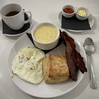 The Brewpaddle Cafe - a plate of breakfast food - Breakfast & Brunch Near Me - Biloxi, Mississippi The Brewpaddle Cafe - a plate of breakfast food - Breakfast & Brunch Near Me - Biloxi, Mississippi