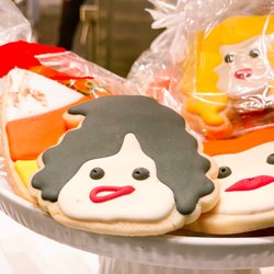 user provided Empire Cake photo