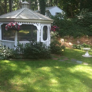 Cranberry Manor Bed & Breakfast - Bed & Breakfast Near Me - Sandwich, Massachusetts