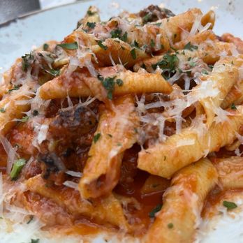 Tazza Kitchen Scott's Addition - Garganelli & Fennel Pasta - New American Near Me - Richmond, Virginia Tazza Kitchen Scott's Addition - Garganelli & Fennel Pasta - New American Near Me - Richmond, Virginia