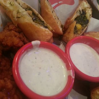 Chili's - Appetizer platter - Bars Near Me - Lexington, Kentucky Chili's - Appetizer platter - Bars Near Me - Lexington, Kentucky