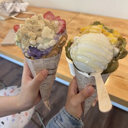 Rice flavor ice cream in matcha waffle and Ube in waffle