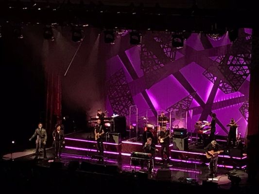 Photo of Greek Theatre - Los Angeles, CA, US. Bryan Ferry, featuring Chris Spedding on guitar.