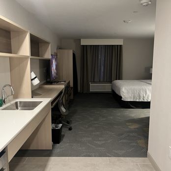 Home2 Suites by Hilton Kittery - Hotels Near Me - Kittery, Maine Home2 Suites by Hilton Kittery - Hotels Near Me - Kittery, Maine