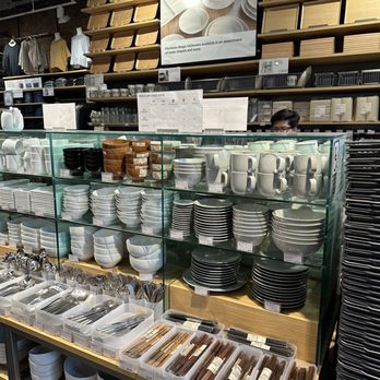 MUJI - Department Stores Near Me - New York, New York MUJI - Department Stores Near Me - New York, New York