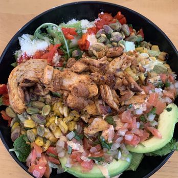 Torchy's Tacos - Airstream salad with chicken - Tacos Near Me - San Antonio, Texas Torchy's Tacos - Airstream salad with chicken - Tacos Near Me - San Antonio, Texas