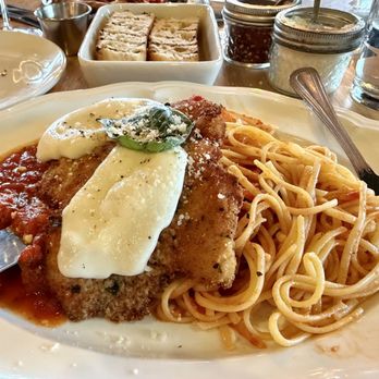 Gia Mia - Chicken Parmesan - Pizza Near Me - Downers Grove, Illinois