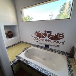 Casa Benavides Inn - Jetted tub