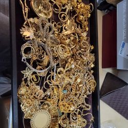 Amir's Cash For Gold