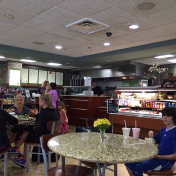 Life Time - Lifetime Cafe - Gyms Near Me - Boca Raton, Florida