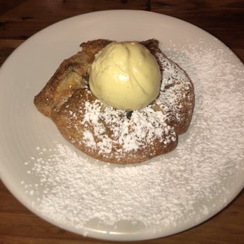 Felina Ridgewood - Salted caramel apple apple crostata delicious! - Bars Near Me - Ridgewood, New Jersey Felina Ridgewood - Salted caramel apple apple crostata delicious! - Bars Near Me - Ridgewood, New Jersey