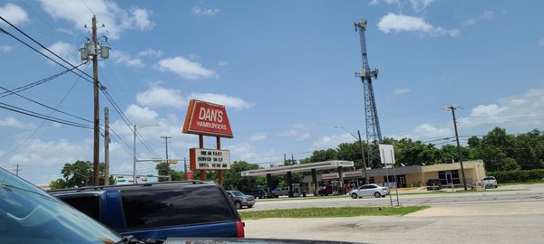 Dan's Hamburgers by null