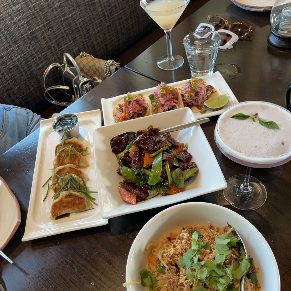 Starfish - Korea tacos Mad Thai Dumplings Mongolian beef Cocktails - Asian Fusion Near Me - Newport Beach, California Starfish - Korea tacos Mad Thai Dumplings Mongolian beef Cocktails - Asian Fusion Near Me - Newport Beach, California