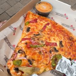 DC Slices - Veggie pizza