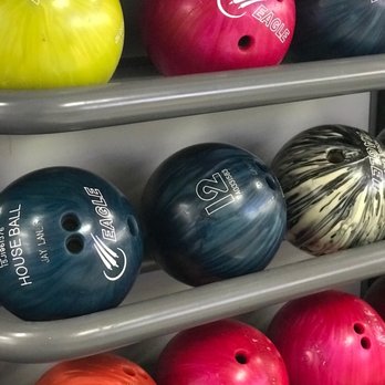Jay Lanes - House balls - Bowling Near Me - Douglassville, Pennsylvania
