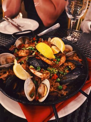 España Restaurant & Tapas by null