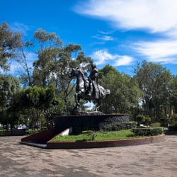 Alameda del Sur - Esta alameda tiene 25 años en el sur de la ciudad, todavia recuerdo cuando la inauguraron.