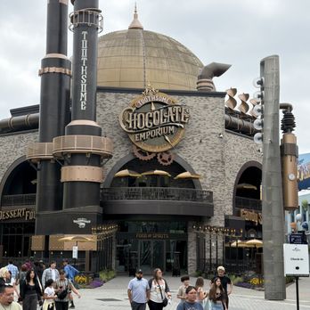 Universal Studios Hollywood - Amusement Parks Near Me - Universal City, California