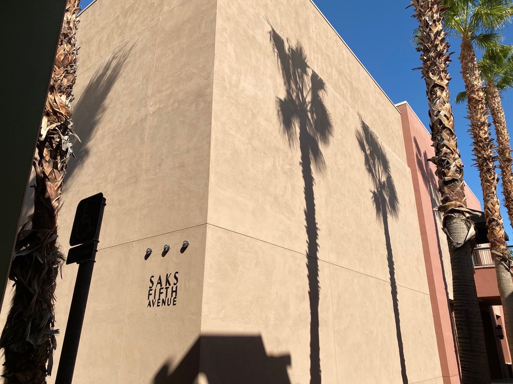 SAKS FIFTH AVENUE Updated September 2024 67 Photos & 101 Reviews 73555 El Paseo, Palm