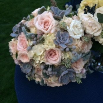 Luna Vinca - #LunaVinca. - Florists Near Me - Minneapolis, Minnesota Luna Vinca - #LunaVinca. - Florists Near Me - Minneapolis, Minnesota