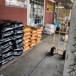 Santee General Store - Feed and deer corn