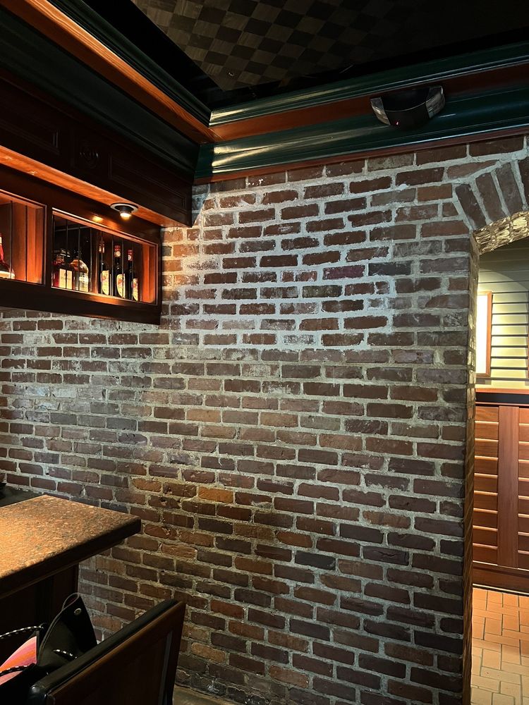 Houston's Restaurant