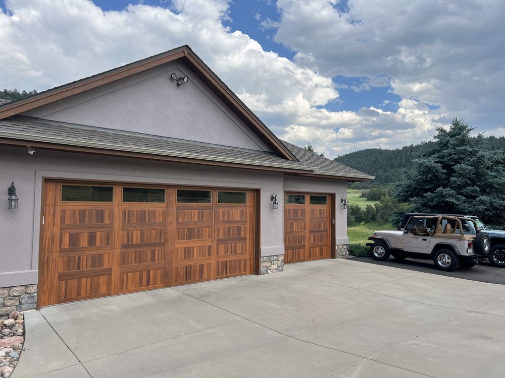 CR Garage Doors - Garage Door Contractor in Castle Rock, CO