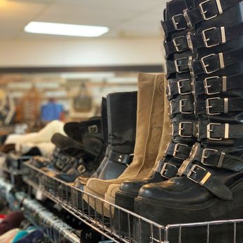 Thrifty Tails Boutique - Thrift Stores Near Me - Truckee, California Thrifty Tails Boutique - Thrift Stores Near Me - Truckee, California