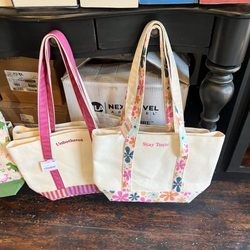 In Bloom Bookery - Me if I was a bag.. thank you in bloom bookery for the wonderful experience. I hope to come back soon !
