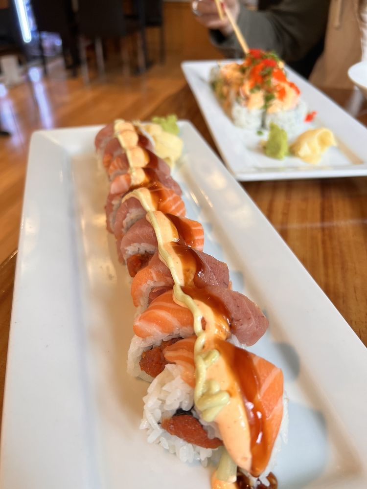 SUSHI HOUSE Updated October 2024 346 Photos & 361 Reviews 2000