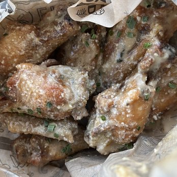 Wing N It - Garlic Parmesan wings - Chicken Wings Near Me - Twentynine Palms, California