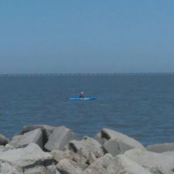 Lake Pontchartrain - Kayaker - Fishing Near Me