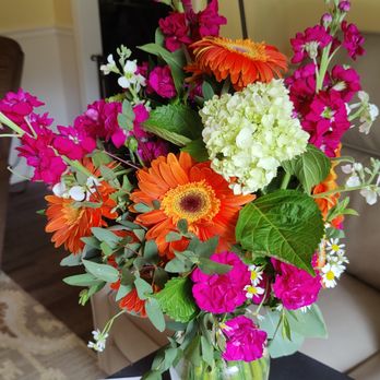 Clayton Florist - Beautiful bouquet the day it arrived - Florists Near Me - Clayton, North Carolina Clayton Florist - Beautiful bouquet the day it arrived - Florists Near Me - Clayton, North Carolina