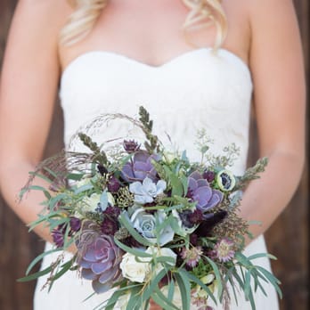 Black House Flowers - Florists Near Me Black House Flowers - Florists Near Me