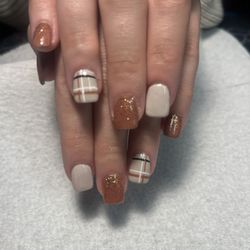 Minden Nails - Nails by Jeanette
