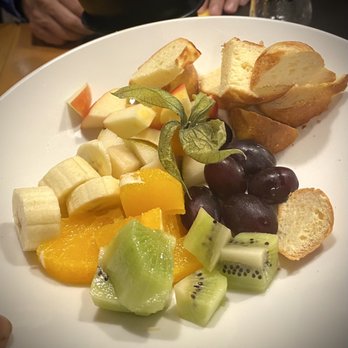 Restaurant Fondue-Beizli - Fruit for digestion - Swiss Food Near Me - St. Gallen, SG Restaurant Fondue-Beizli - Fruit for digestion - Swiss Food Near Me - St. Gallen, SG