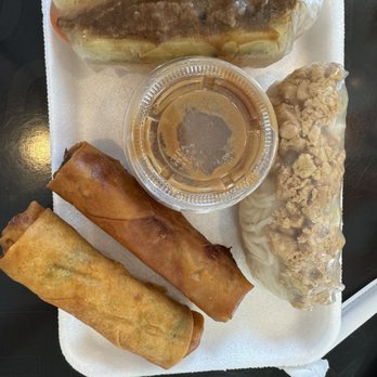 Spring Rollin’ Cottonwood - Beef Spring Roll, Chicken Spring Roll,Fried New Mexico Egg Roll, Fried Vegetarian Egg Roll - Vietnamese Near Me - Albuquerque, New Mexico
