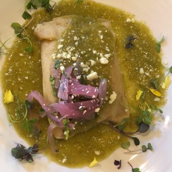 Hugo's Invitados - Chicken tamale - Seafood Near Me - Irving, Texas
