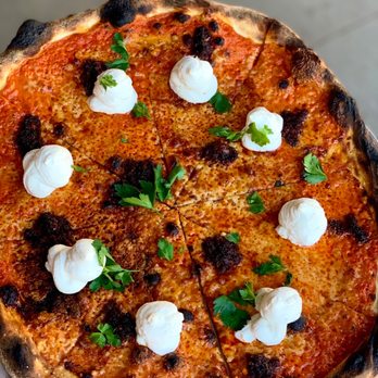 Pizza Lobo - Pizza Near Me - Chicago, Illinois