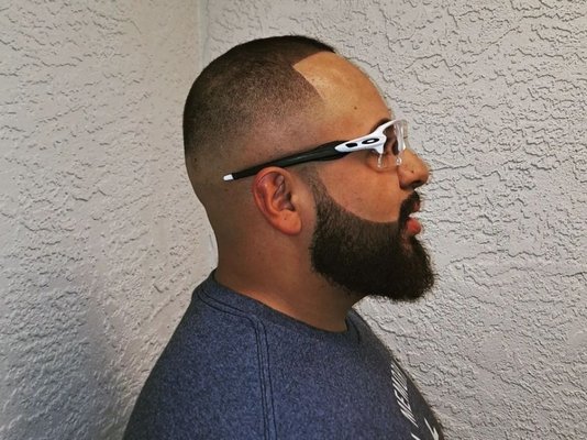 High & Tight by null