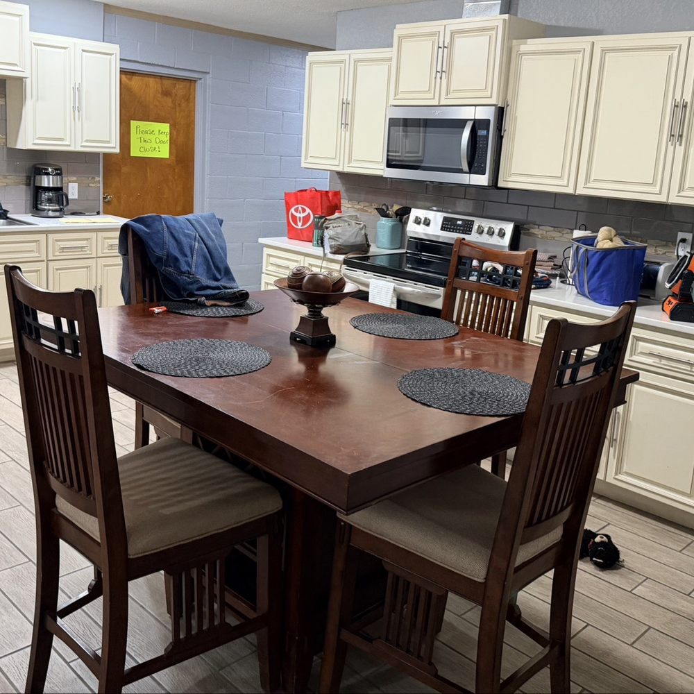Rancho Santa Fe Complex - Kitchen - Vacation Rentals Near Me - Dodge City, Kansas Rancho Santa Fe Complex - Kitchen - Vacation Rentals Near Me - Dodge City, Kansas