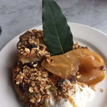 Spinnakers Brewpub - Caramel French Toast - Brewpubs Near Me - Victoria, British Columbia