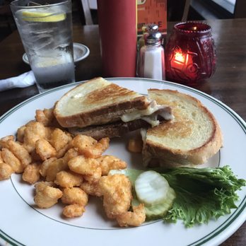 The Old Fashioned - American Near Me - Madison, Wisconsin