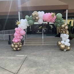Sacramento Balloon Company is fantastic. They made our event feel magical. Keith set it up and was so very kind and helpful. Sacramento Balloon Company is fantastic. They made our event feel magical. Keith set it up and was so very kind and helpful.