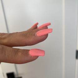 Luna Nail Lounge