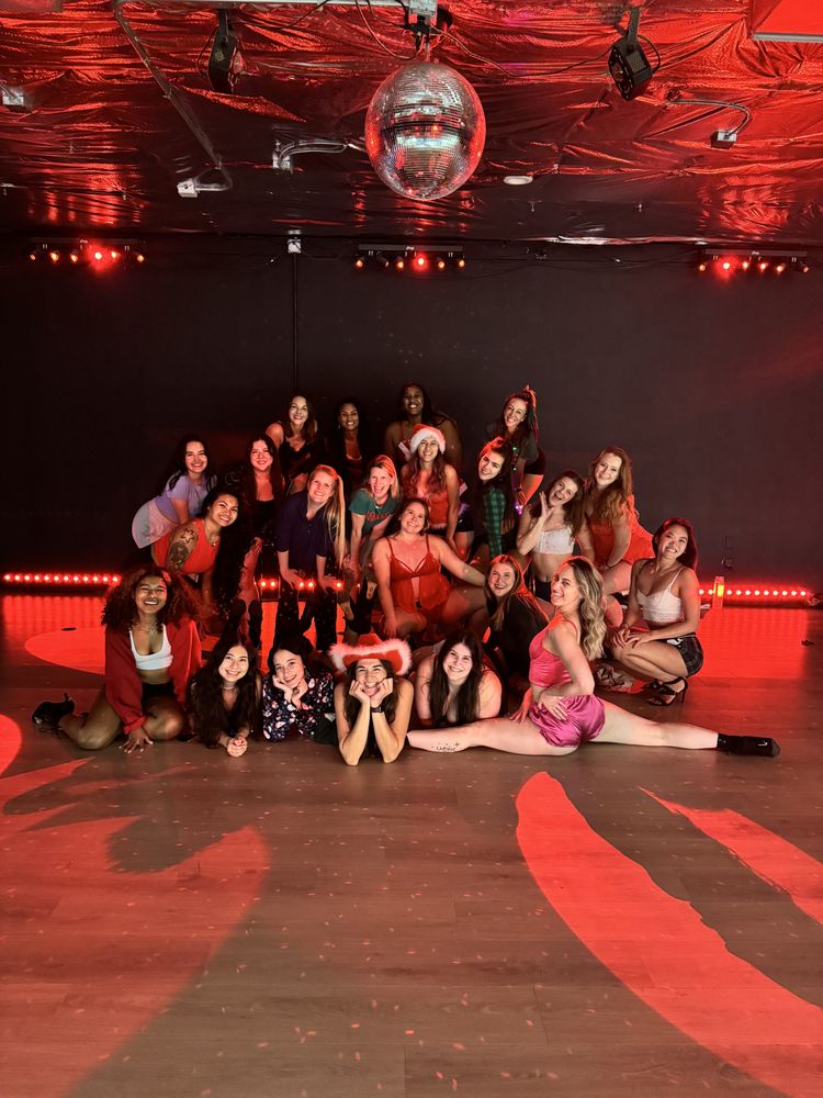 Social spots from Madhouse Dance